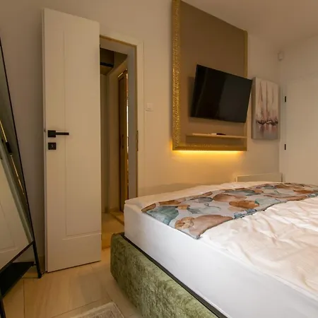 Naputica 34 * Baška Voda